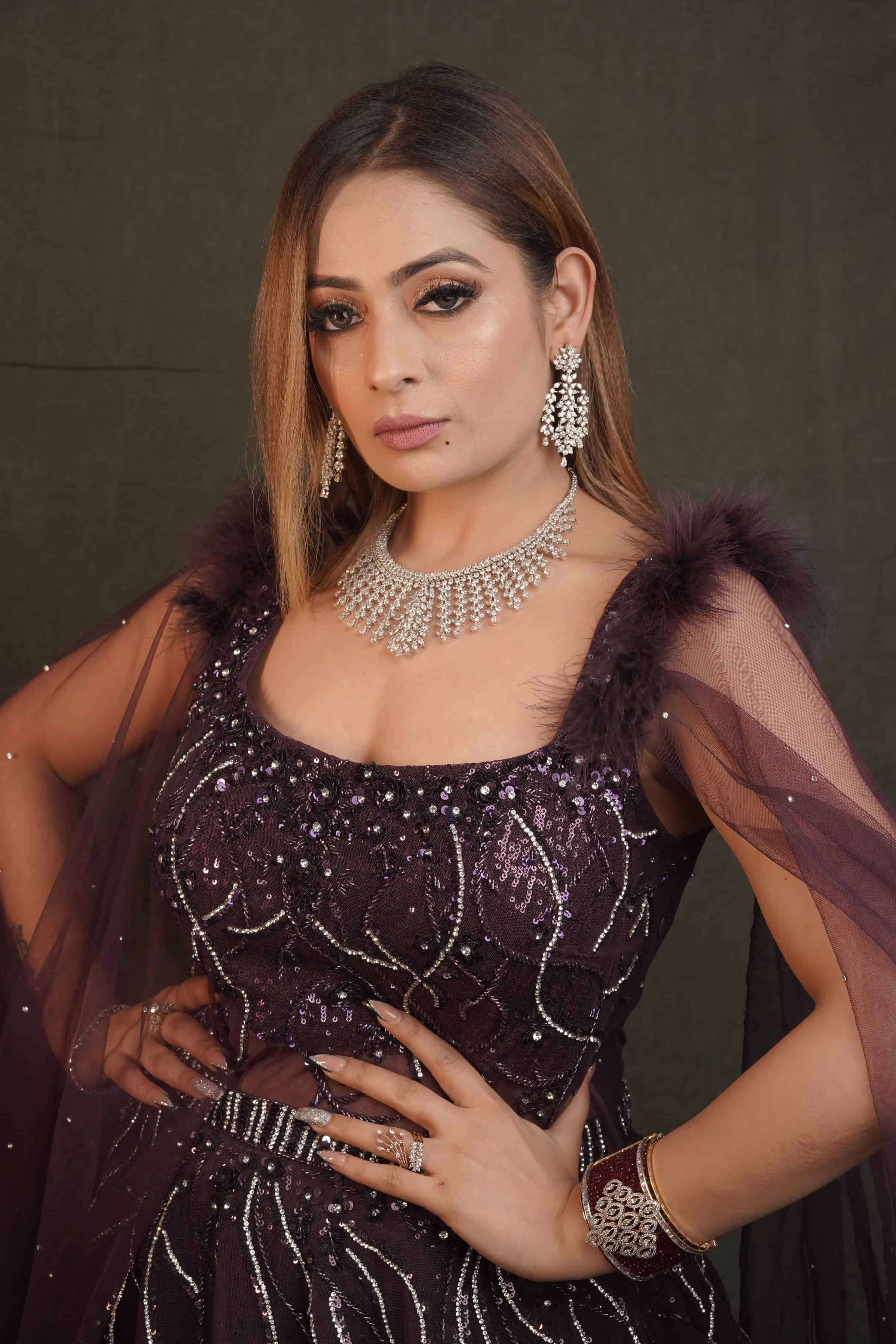 Wine Handwork with Cape Sleeves