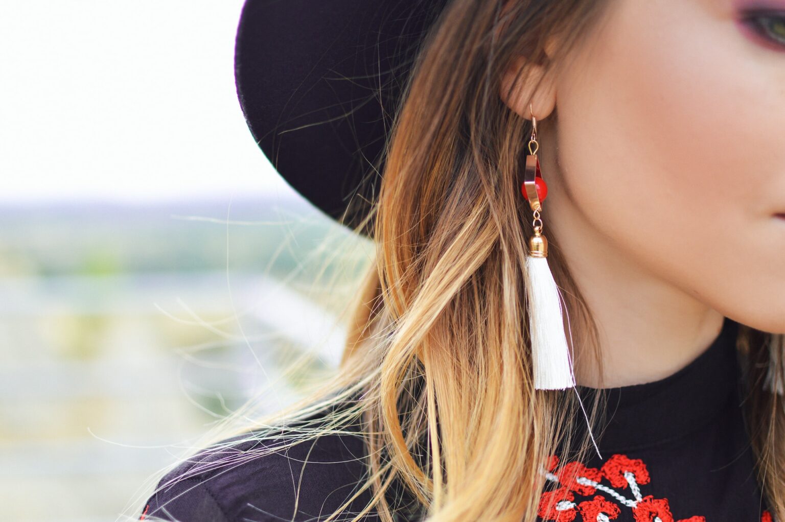 The Art of Accessorising: Expert Tips to Perfect Your Festive Look